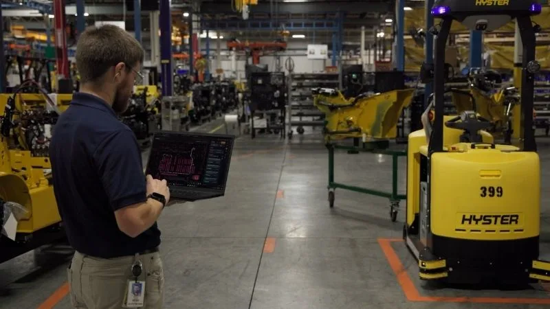 Hyster Atlas Automated Lift Truck Wins Two Industry Awards