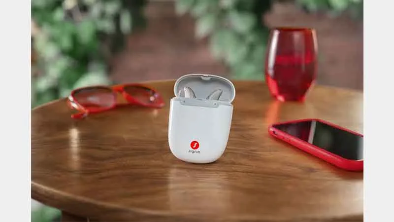 Signia Introduces MaX, Powered by Acoustic Intelligence™: World's First AI Hearing Aid Platform with 4 DNNs