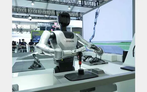 2026 World Robot Conference: Zoomlion Showcases Industrial Embodied Intelligence