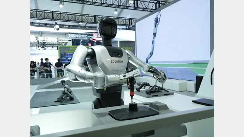 2026 World Robot Conference: Zoomlion Showcases Industrial Embodied Intelligence