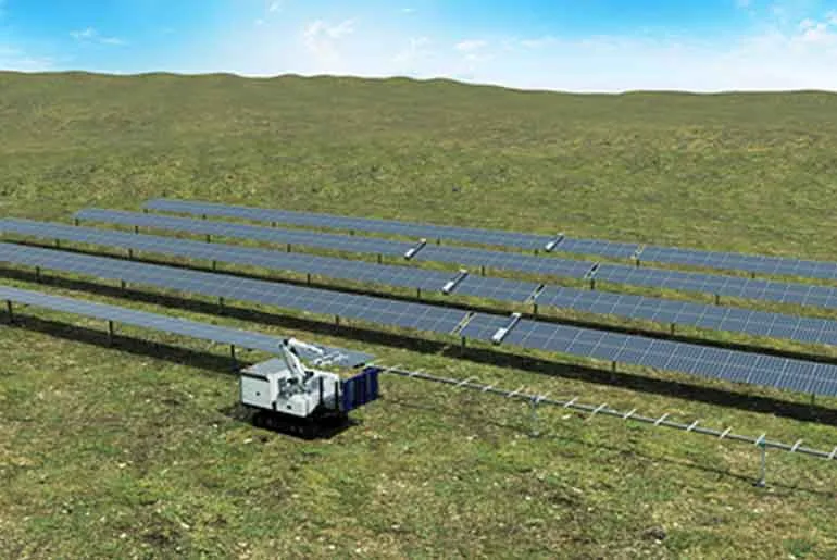 TrinaTracker Launches Two Robots to Expand its Smart PV Ecosystem