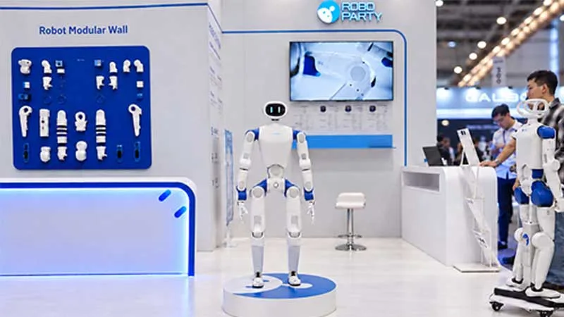 RoboParty Unveils Open-Source Humanoid Robot RP1 at IROS 2026
